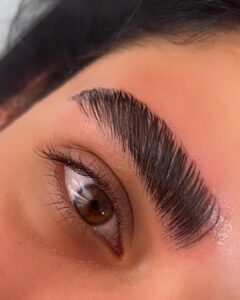 لیفت و لمینت ابرو در پردیس