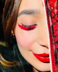 اکستنشن مژه ژورنالی در پردیس